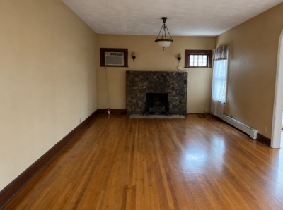 Historic Home in Ohio Stunningly Restored to Glory | Family Room (Before)