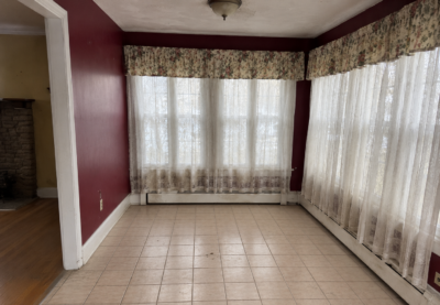 Historic Home in Ohio Stunningly Restored to Glory | Florida Room (Before)