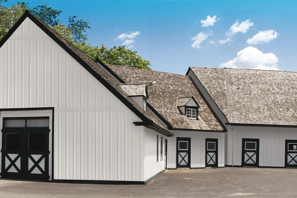 Insulated vinyl siding in a modern board and batten style on a Dayton, Ohio home